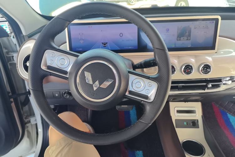 Used Wuling Bingo 2024 333 km Lingxi Connected Version Center Console