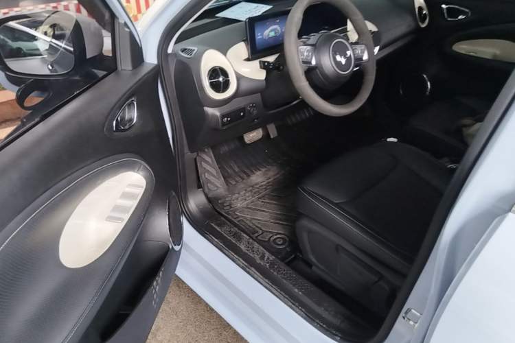 Used Wuling Bingo 2024 333 km Enjoyment Version Driver Seat