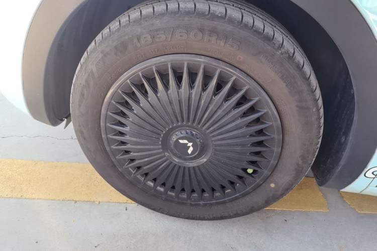 Used Wuling Bingo 2024 333 km Lingxi Connected Version Exterior 4