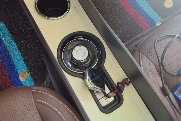 Used Wuling Bingo 2024 333 km Lingxi Connected Version Gear Lever