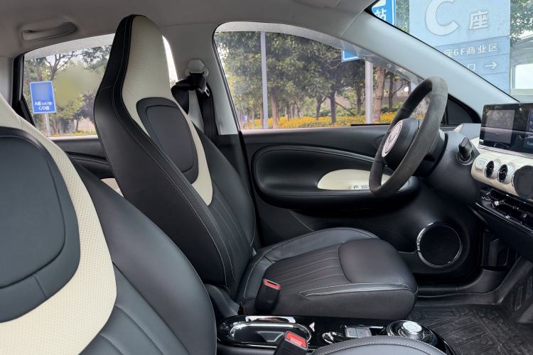 Used Wuling Bingo 2024 333 km Enjoyment Version Interior 6