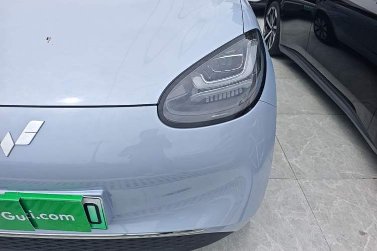 Used Wuling Bingo 2024 333 km Lingxi Connected Version Left Front Headlight