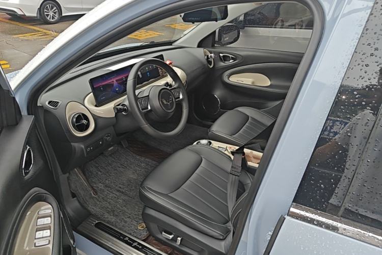 Used Wuling Bingo 2024 333 km Lingxi Connected Version Left Front Seat