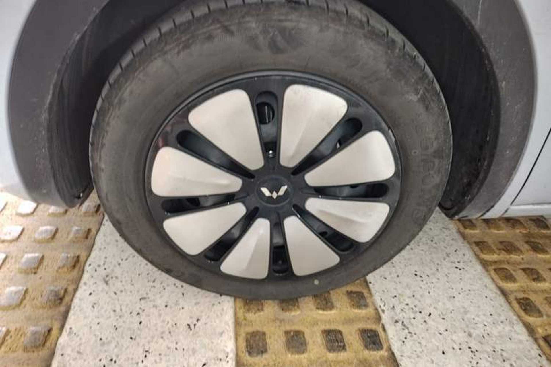 Used Wuling Bingo 2024 333 km Enjoyment Version Left Front Wheel Hub