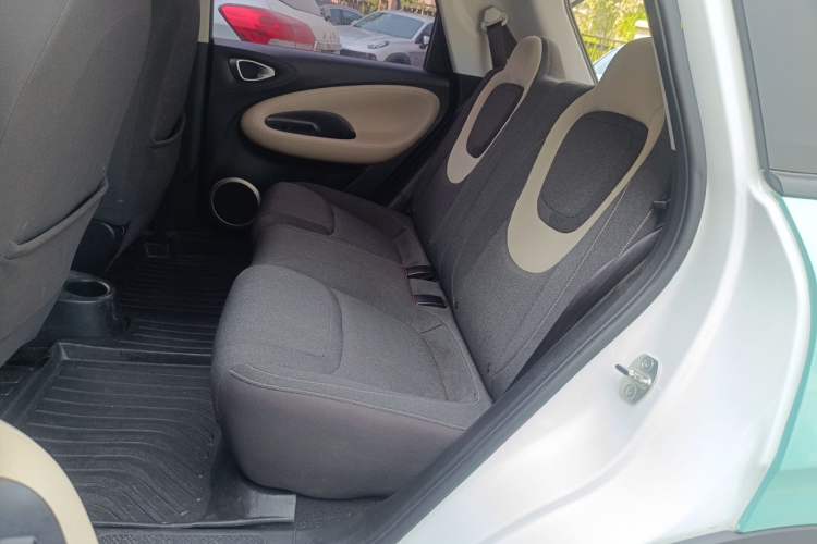 Used Wuling Bingo 2024 203km Light Edition Left Rear Seat