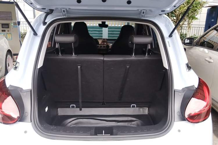 Used Wuling Bingo 2024 333 km Enjoyment Version Trunk