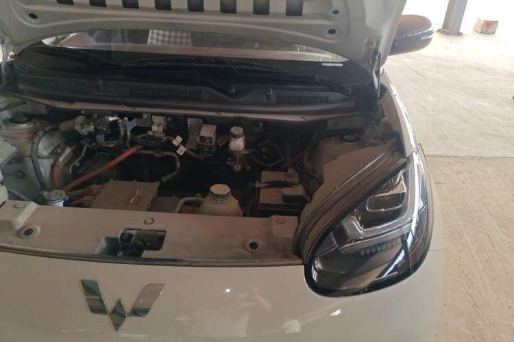 Used Wuling Bingo 2024 333 km Enjoyment Version Engine Bay Left