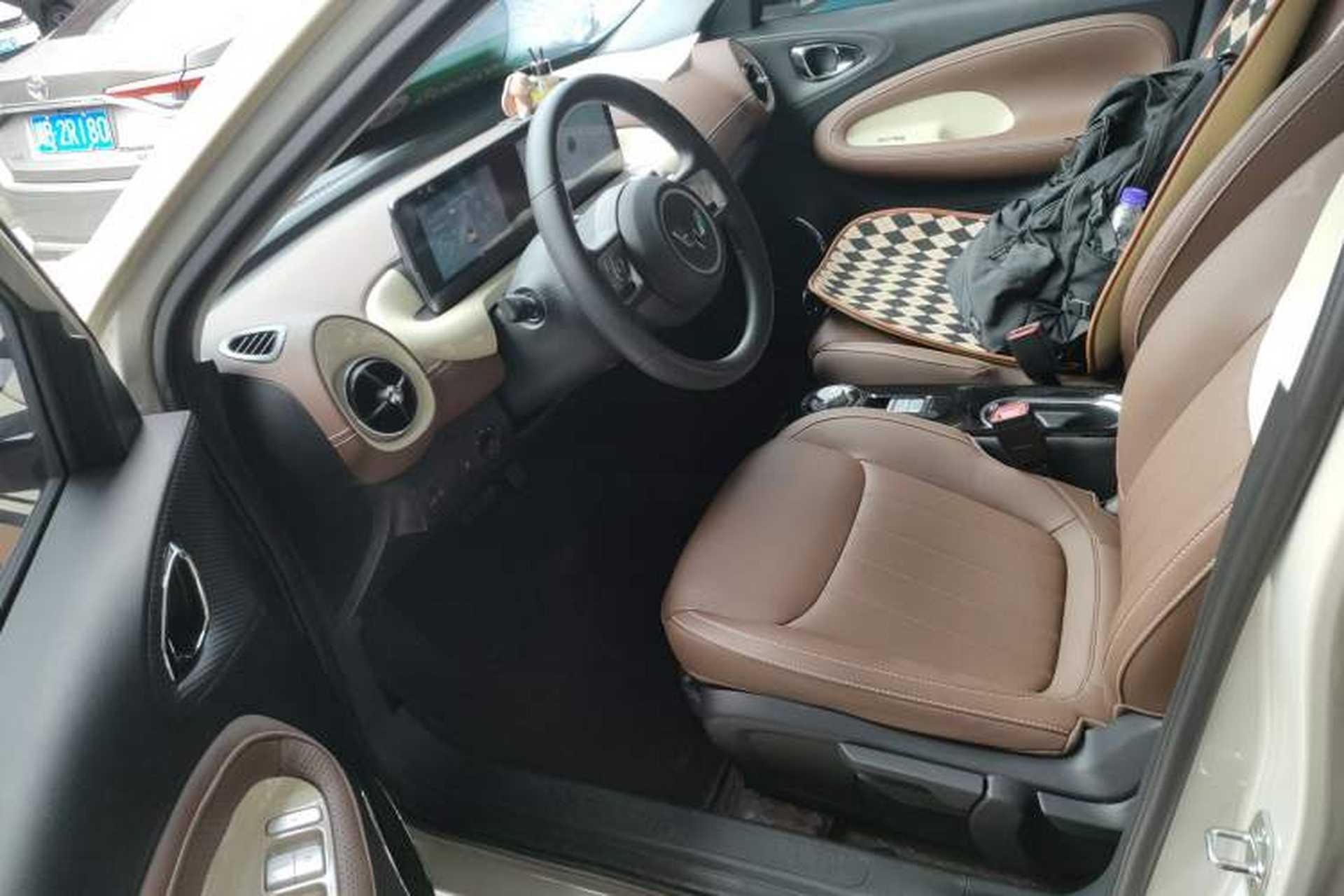 Used Wuling Bingo 2024 333 km Enjoyment Version Left Front Seat