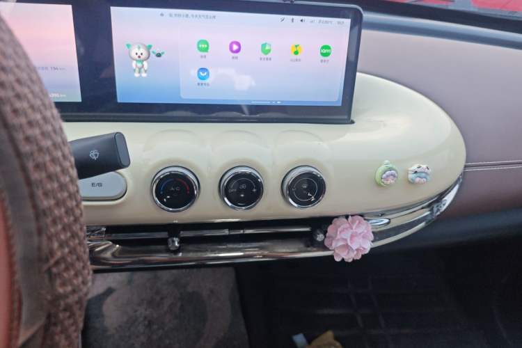 Used Wuling Bingo 2024 333 km Lingxi Connected Version Audio And AC Panel