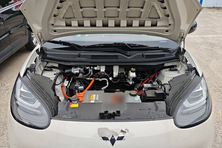 Used Wuling Bingo 2024 333 km Enjoyment Version Engine Bay