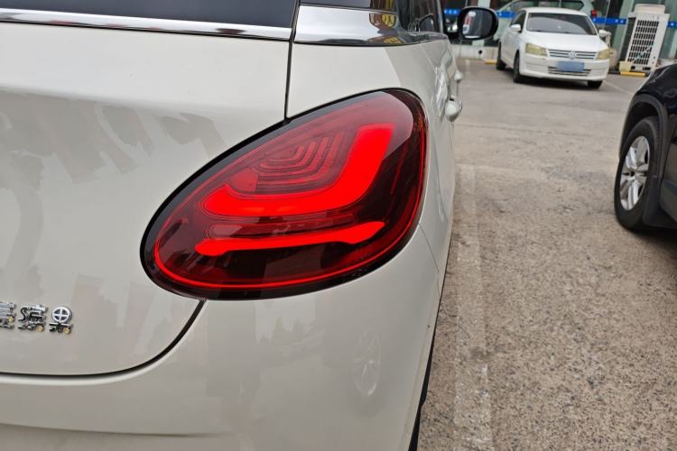 Used Wuling Bingo 2024 333 km Enjoyment Version Exterior 6