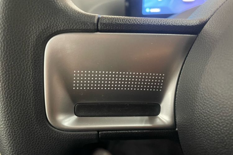 Used Wuling Bingo 2024 203km Light Edition Interior 12