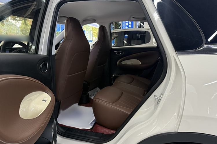Used Wuling Bingo 2024 333 km Enjoyment Version Interior 3