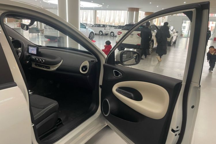 Used Wuling Bingo 2024 203km Light Edition Interior 5