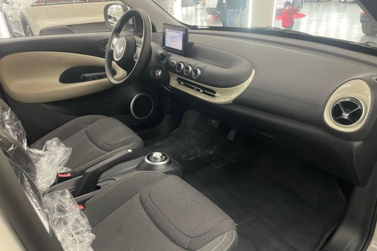 Used Wuling Bingo 2024 203km Light Edition Interior 6