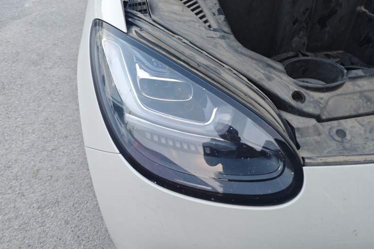 Used Wuling Bingo 2024 333 km Lingxi Connected Version Right Front Headlight