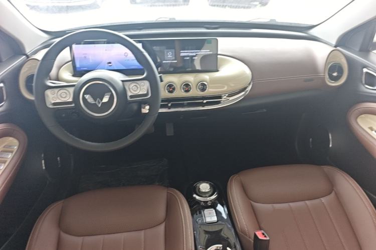 Used Wuling Bingo 2024 333 km Lingxi Connected Version Center Console