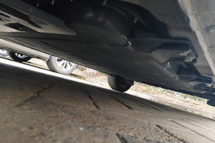 Used Wuling Bingo 2024 333 km Lingxi Connected Version Chassis Front Left