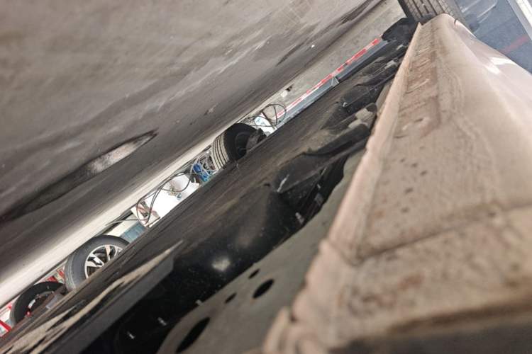 Used Wuling Bingo 2024 333 km Lingxi Connected Version Chassis Front Right