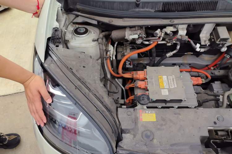 Used Wuling Bingo 2024 333 km Enjoyment Version Engine Bay Right
