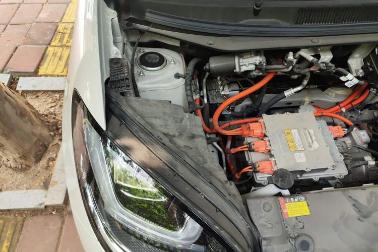 Used Wuling Bingo 2024 333 km Enjoyment Version Engine Bay Right