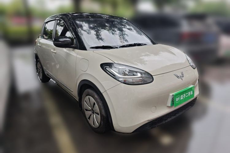 Used Wuling Bingo 2024 203km Light Edition Front Right 45 Deg