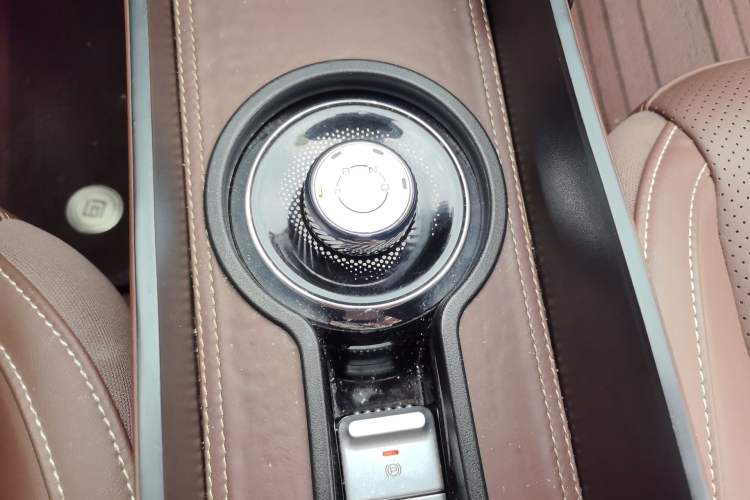 Used Wuling Bingo 2024 333 km Enjoyment Version Gear Lever