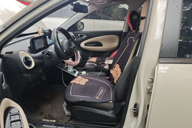 Used Wuling Bingo 2024 203km Light Edition Left Front Seat