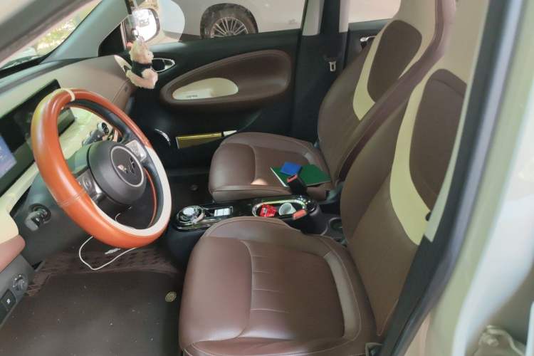 Used Wuling Bingo 2024 333 km Enjoyment Version Left Front Seat