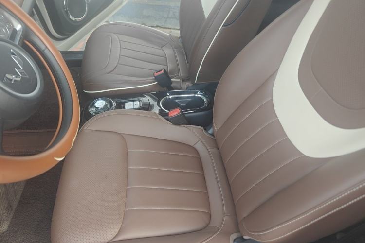 Used Wuling Bingo 2024 333 km Enjoyment Version Left Front Seat