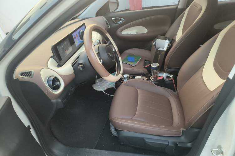 Used Wuling Bingo 2024 333 km Enjoyment Version Left Front Seat