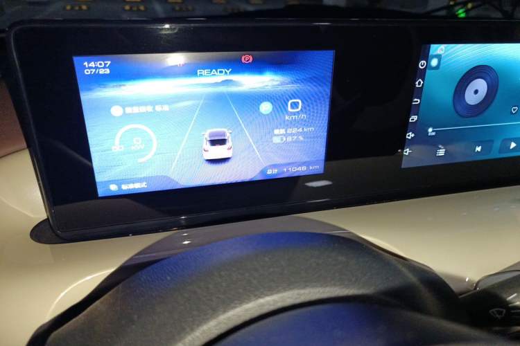 Used Wuling Bingo 2024 333 km Enjoyment Version Odometer Close Up