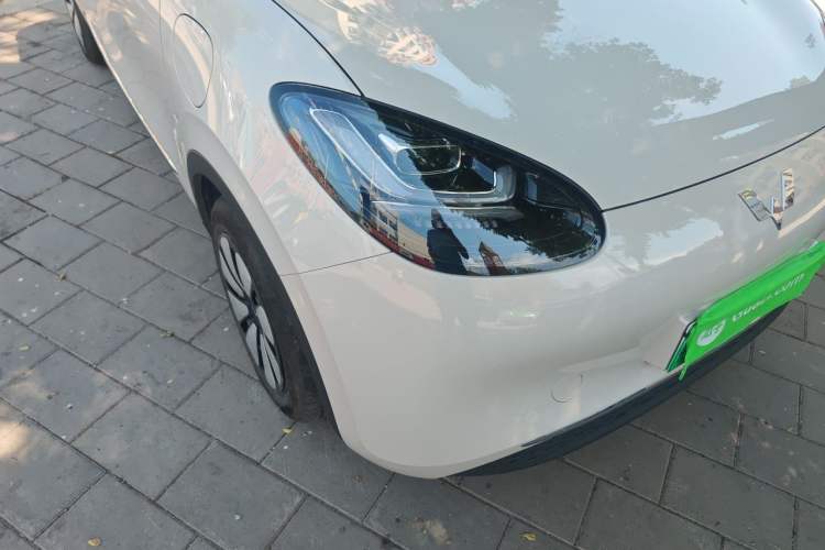 Used Wuling Bingo 2024 333 km Enjoyment Version Right Front Headlight