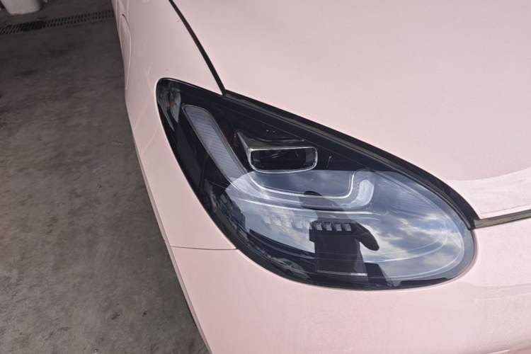Used Wuling Bingo 2024 333 km Lingxi Connected Version Right Front Headlight