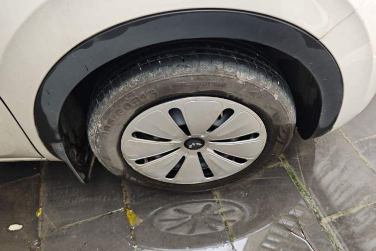 Used Wuling Bingo 2024 203km Light Edition Right Front Wheel Hub