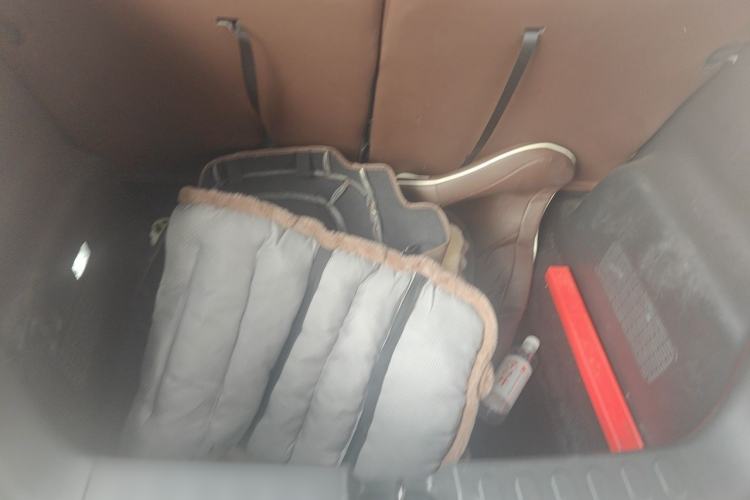 Used Wuling Bingo 2024 333 km Enjoyment Version Trunk