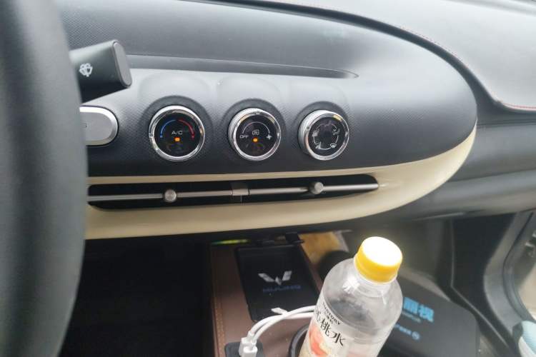 Used Wuling Bingo 2024 203km Light Edition Audio And AC Panel
