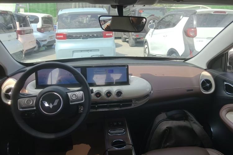 Used Wuling Bingo 2024 333 km Lingxi Connected Version Center Console