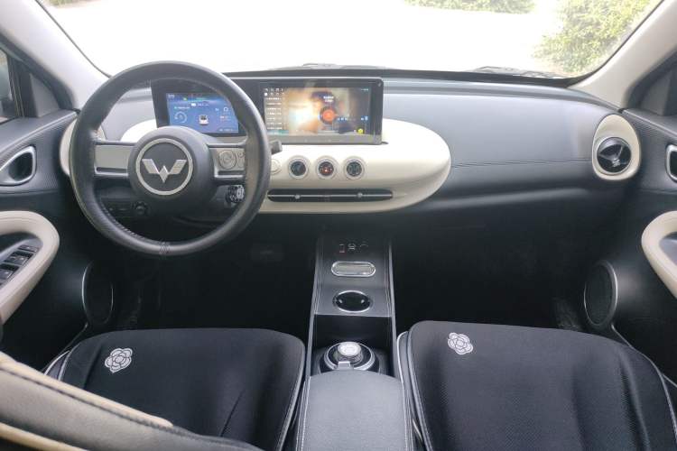 Used Wuling Bingo 2024 203km Light Edition Center Console