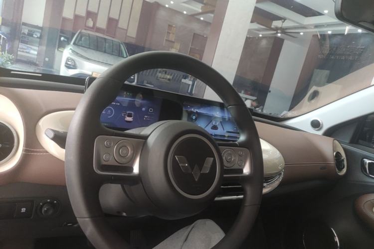 Used Wuling Bingo 2024 333 km Lingxi Connected Version Center Console