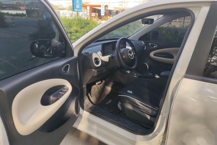 Used Wuling Bingo 2024 203km Light Edition Driver Seat