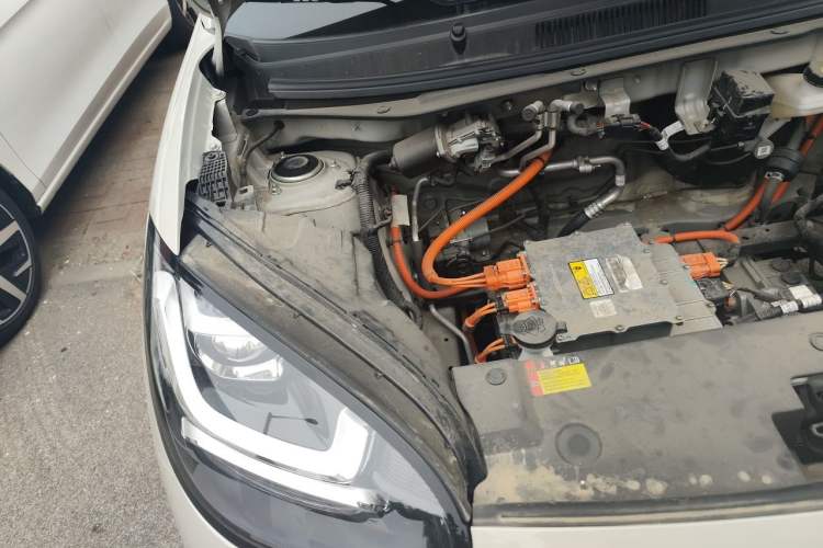 Used Wuling Bingo 2024 203km Light Edition Engine Bay Right