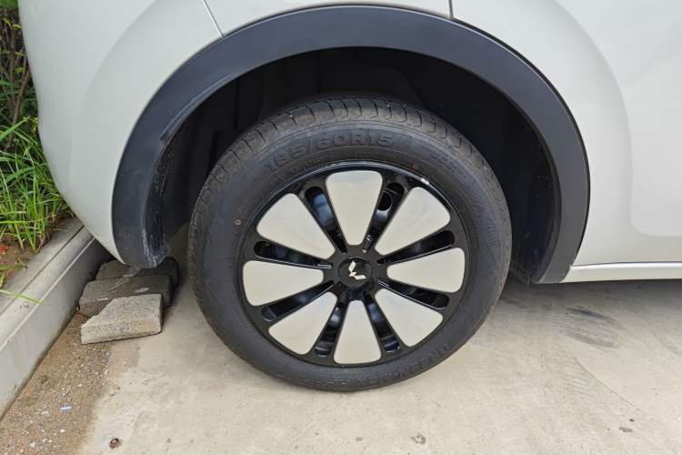 Used Wuling Bingo 2024 333 km Enjoyment Version Exterior 3