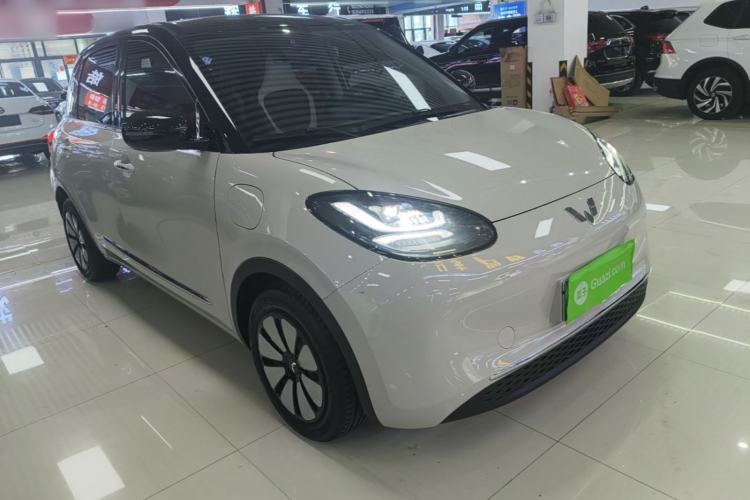 Used Wuling Bingo 2024 333 km Lingxi Connected Version Front Right 45 Deg
