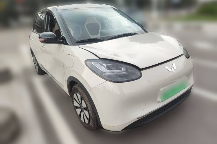 Used Wuling Bingo 2024 333 km Enjoyment Version Front Right 45 Deg