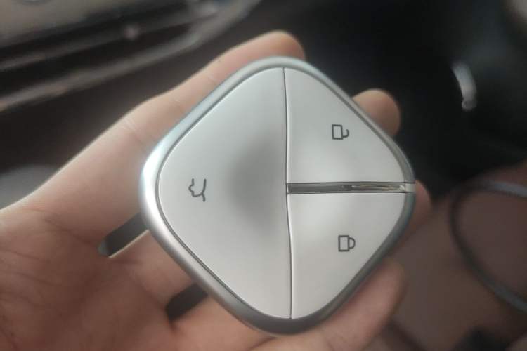 Used Wuling Bingo 2024 333 km Lingxi Connected Version Interior 1