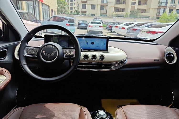 Used Wuling Bingo 2024 333 km Enjoyment Version Interior 2
