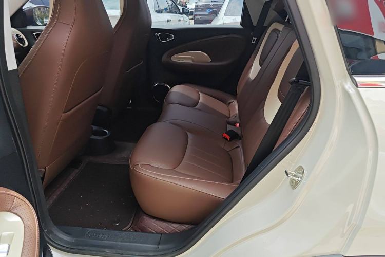 Used Wuling Bingo 2024 333 km Enjoyment Version Interior 4