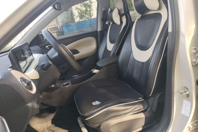 Used Wuling Bingo 2024 203km Light Edition Left Front Seat