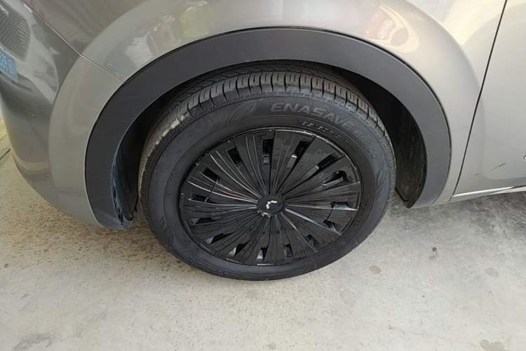 Used Wuling Bingo 2024 333 km Enjoyment Version Left Front Wheel Hub